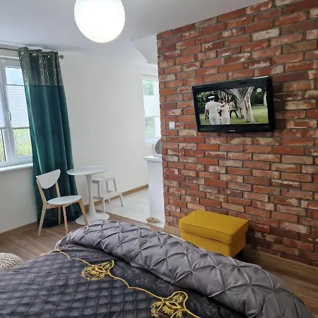 Apartmán Kawalerka Na Pierwszym Pietrze *