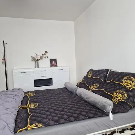 Kawalerka Na Pierwszym Pietrze Apartmán Malbork